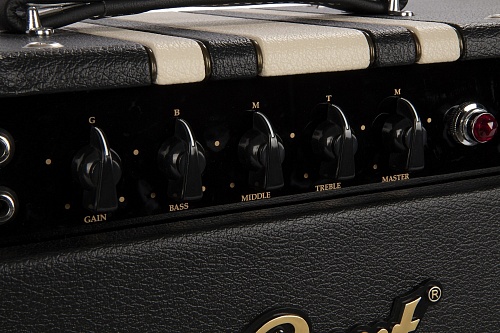 Усилитель гитарный, ламповый Cort CMV15H-EU, 15 Вт