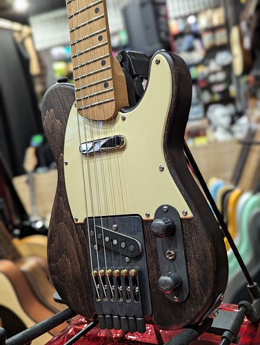 Электрогитара Laika Tele (тревел) с чехлом